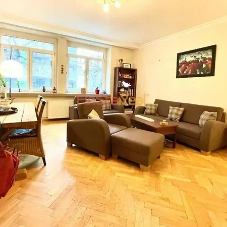 Apartamento Economy 2 Min From The Main Station
